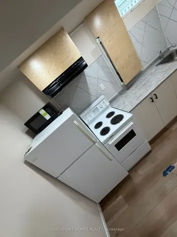 466 Midwood Crescent Waterloo ON N2L 5N5