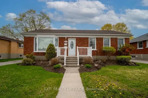 529 Shirley Avenue Peterborough ON K9J 5N9