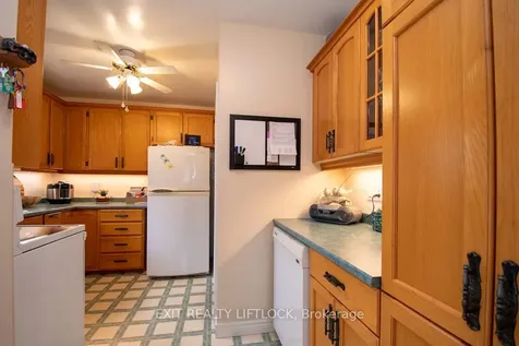 529 Shirley Avenue Peterborough ON K9J 5N9