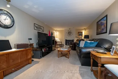 529 Shirley Avenue Peterborough ON K9J 5N9