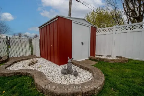 529 Shirley Avenue Peterborough ON K9J 5N9