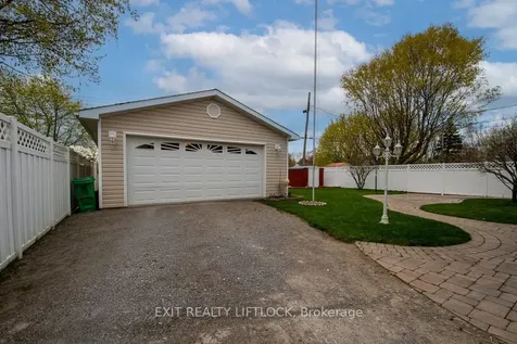 529 Shirley Avenue Peterborough ON K9J 5N9