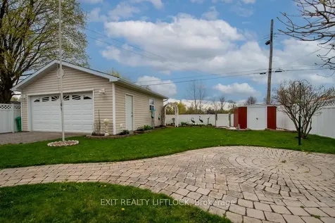 529 Shirley Avenue Peterborough ON K9J 5N9