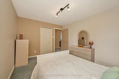 20 Birkendale Drive Kanata ON K2K 2X6