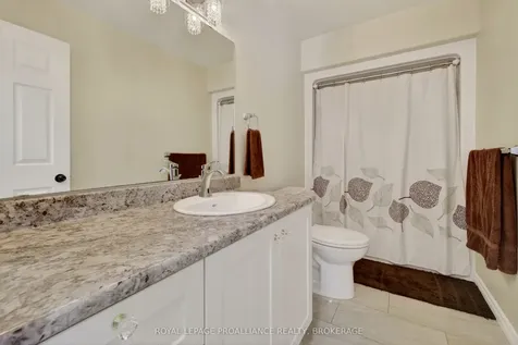 182 Briceland Street Kingston ON K7K 7L2