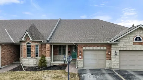 25 Heartwood Drive Belleville ON K8P 5M2