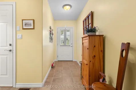 25 Heartwood Drive Belleville ON K8P 5M2