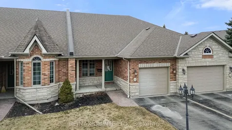 25 Heartwood Drive Belleville ON K8P 5M2