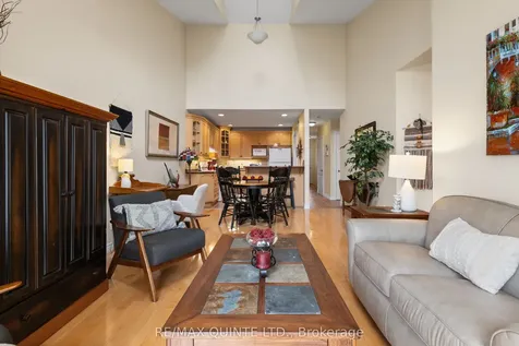 25 Heartwood Drive Belleville ON K8P 5M2