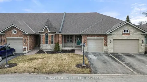 25 Heartwood Drive Belleville ON K8P 5M2