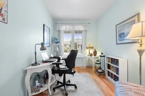 25 Heartwood Drive Belleville ON K8P 5M2