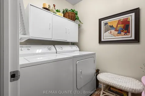 25 Heartwood Drive Belleville ON K8P 5M2
