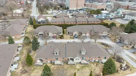 25 Heartwood Drive Belleville ON K8P 5M2