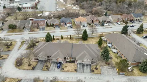 25 Heartwood Drive Belleville ON K8P 5M2