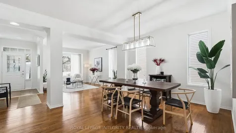20 Farmfield Crescent Kanata ON K2M 2S9