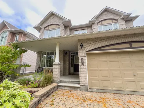 20 Farmfield Crescent Kanata ON K2M 2S9