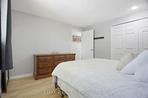 19 Greendale Crescent Kitchener ON N2A 2R5