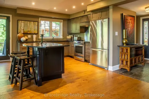 3876 Muskoka Road 118 Highway W Muskoka Lakes ON P0B 1J0