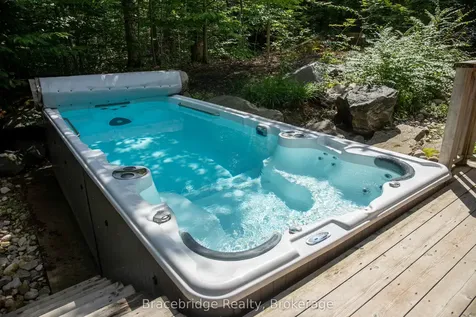 3876 Muskoka Road 118 Highway W Muskoka Lakes ON P0B 1J0