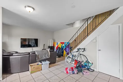 276 Victoria Street Kingston ON K7L 3Z1