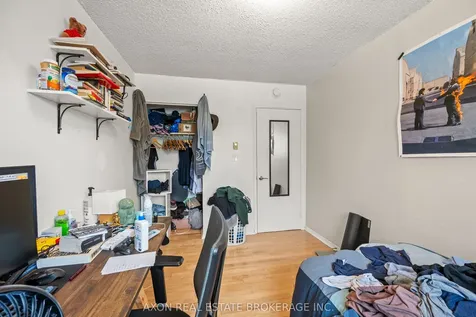 276 Victoria Street Kingston ON K7L 3Z1