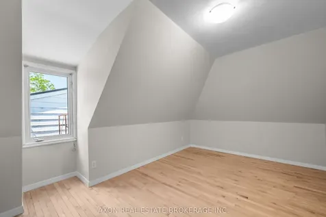 276 Victoria Street Kingston ON K7L 3Z1