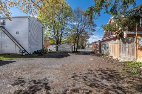276 Victoria Street Kingston ON K7L 3Z1