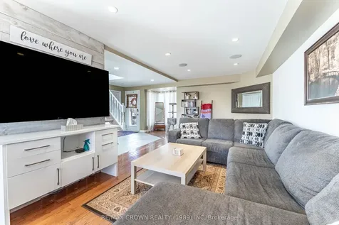 617 Tackaberry Drive North Bay ON P1B 9L2