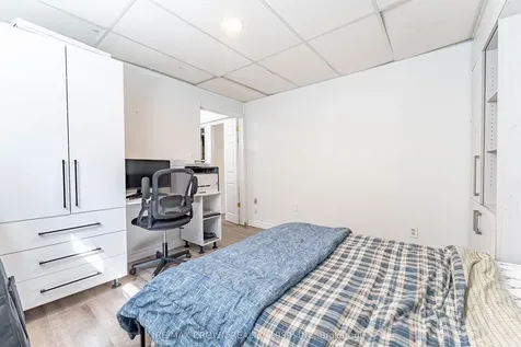 617 Tackaberry Drive North Bay ON P1B 9L2