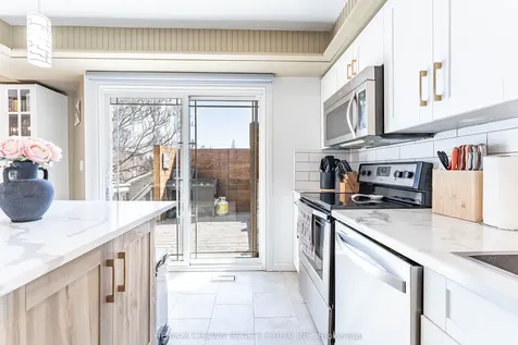 617 Tackaberry Drive North Bay ON P1B 9L2