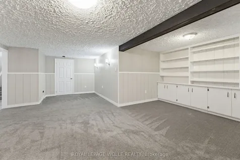24 Hillmount Street Kitchener ON N2C 2C6