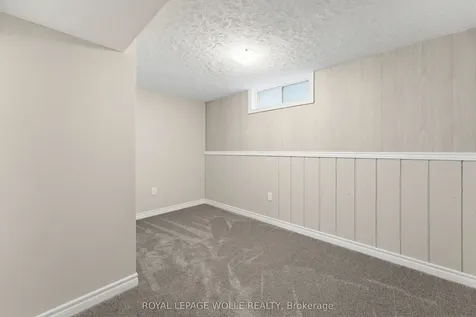 24 Hillmount Street Kitchener ON N2C 2C6