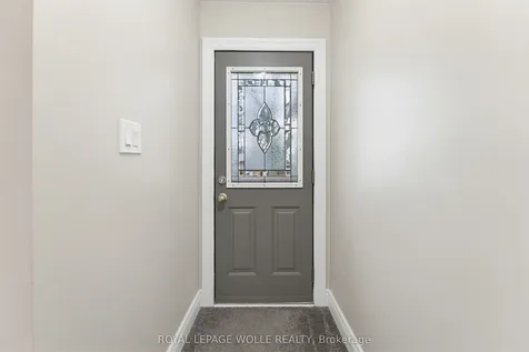 24 Hillmount Street Kitchener ON N2C 2C6