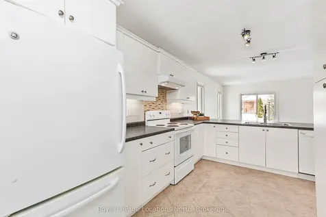 102 Empire Lane Meaford ON N4L 0A5