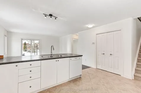 102 Empire Lane Meaford ON N4L 0A5