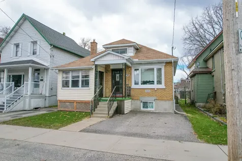 137 Second Avenue E North Bay ON P1B 1L3