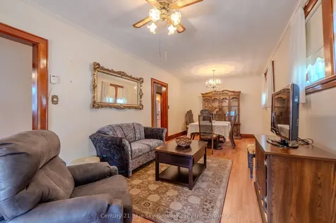 137 Second Avenue E North Bay ON P1B 1L3
