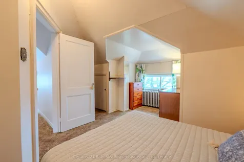 137 Second Avenue E North Bay ON P1B 1L3