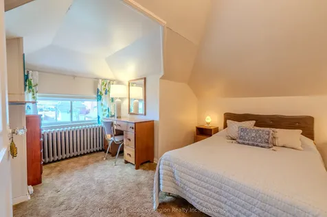 137 Second Avenue E North Bay ON P1B 1L3
