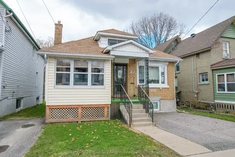 137 Second Avenue E North Bay ON P1B 1L3