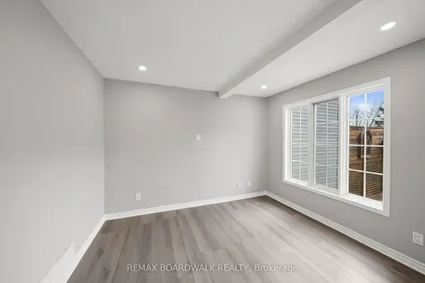 92 Kincardine Drive Kanata ON K2V 1B2