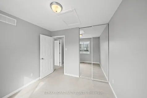 92 Kincardine Drive Kanata ON K2V 1B2