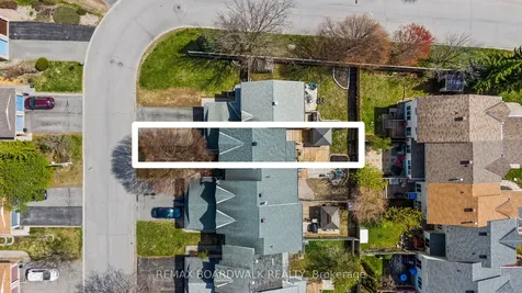 92 Kincardine Drive Kanata ON K2V 1B2