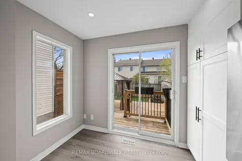 92 Kincardine Drive Kanata ON K2V 1B2