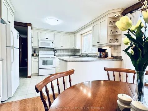 320 Justin Street North Bay ON P1B 5J9