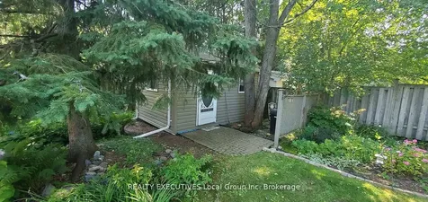 320 Justin Street North Bay ON P1B 5J9
