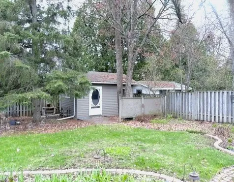 320 Justin Street North Bay ON P1B 5J9
