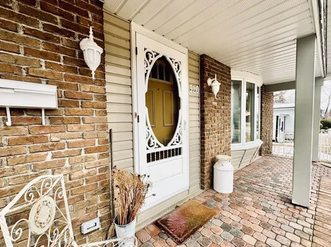 320 Justin Street North Bay ON P1B 5J9