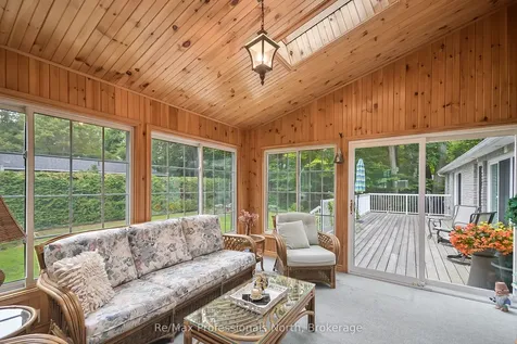 160 Tiffany Trail Gravenhurst ON P1P 1A6