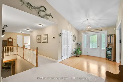 160 Tiffany Trail Gravenhurst ON P1P 1A6